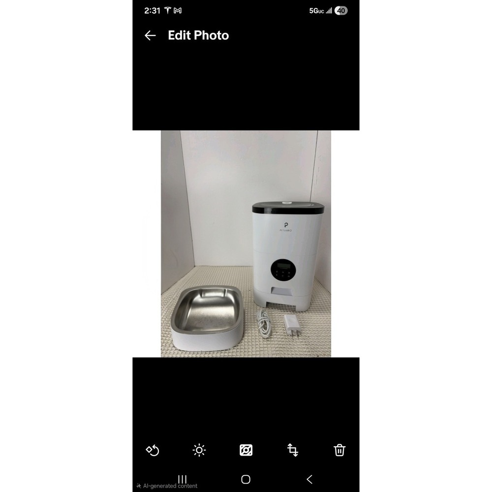PETLIBRO Automatic Pet Feeder White Good Condition Used Tested Working